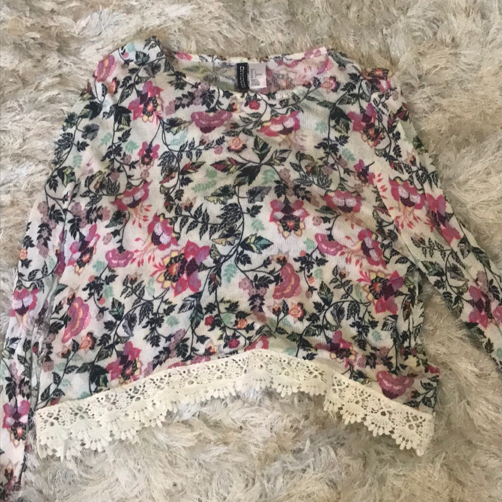 Floral sweater💙